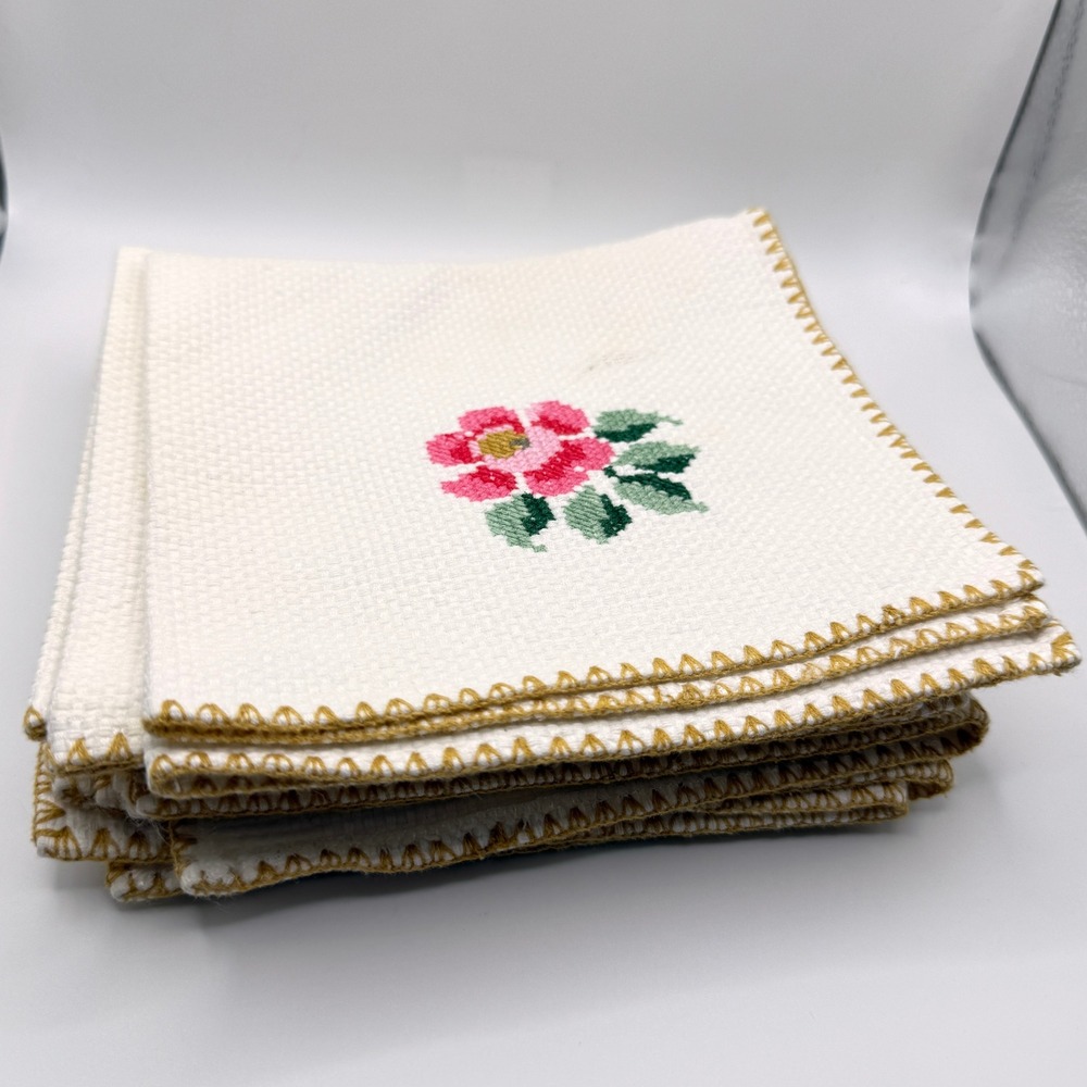 Vtg Set of 6 Embroidered Floral Napkins‎ White Gold Trim Tablecloth Cross Stitch